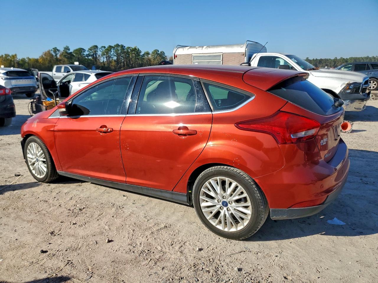 2018 FORD FOCUS TITANIUM photo 2