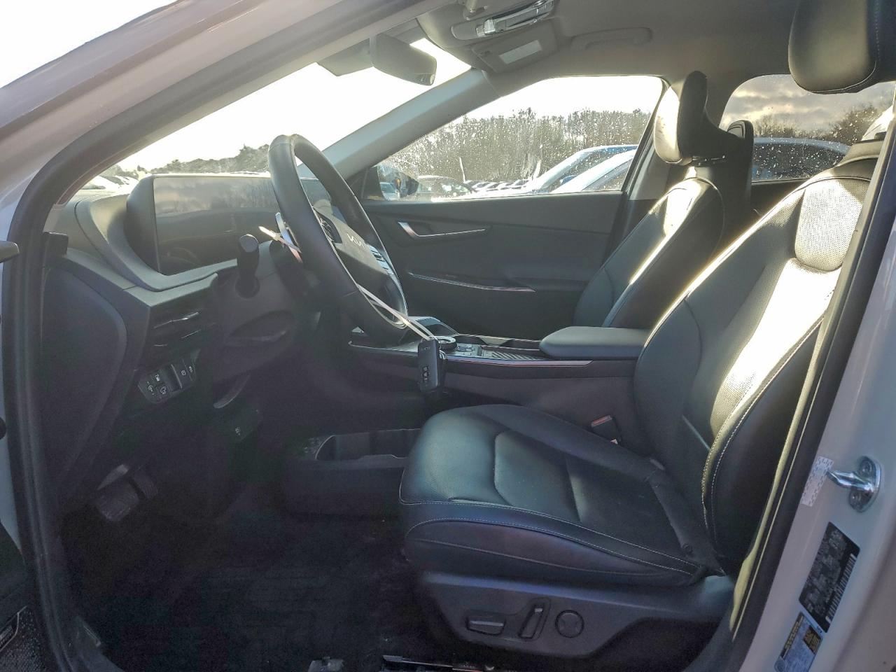 2022 KIA EV6 LIGHT photo 7