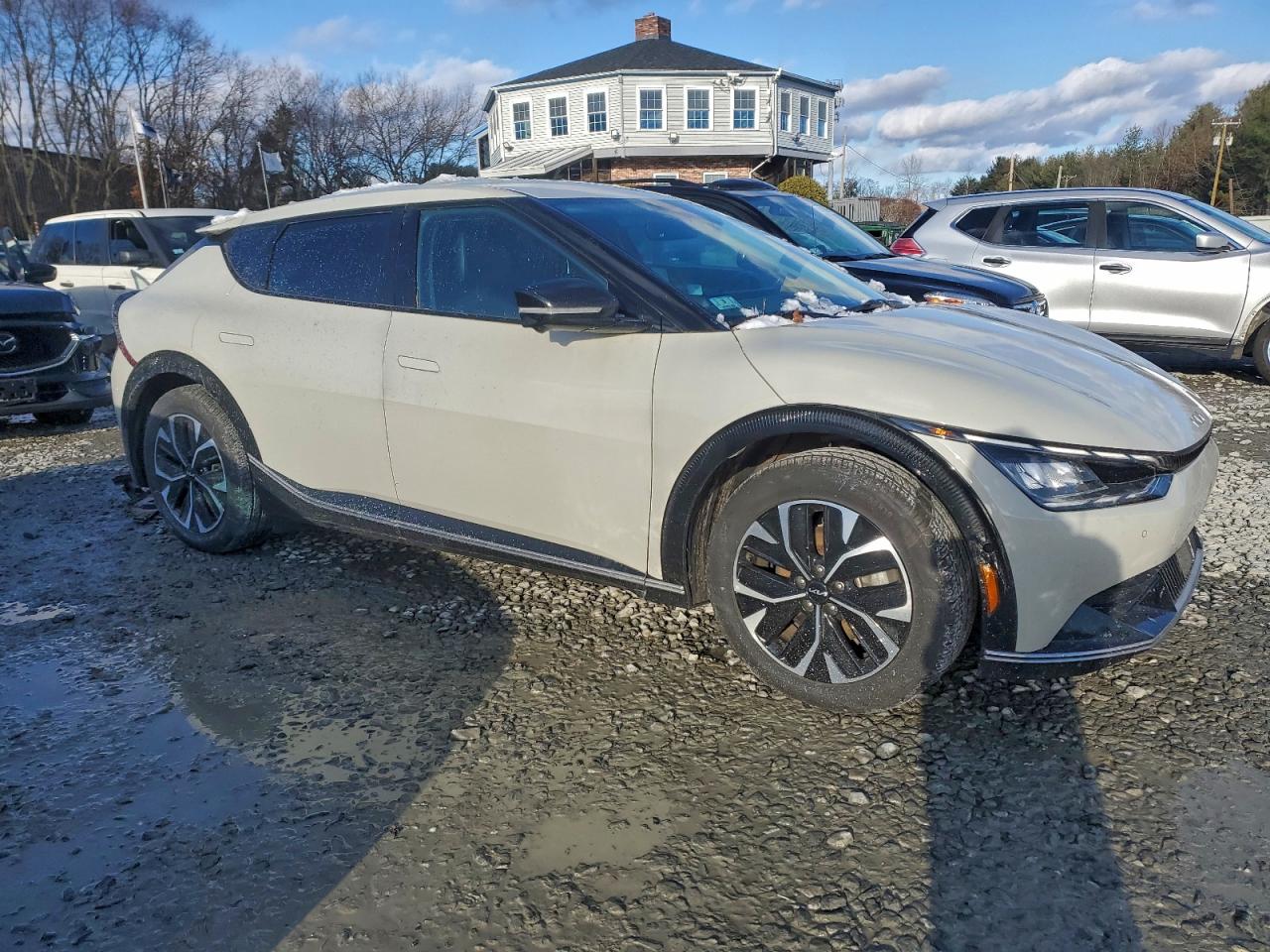 2022 KIA EV6 LIGHT photo 4