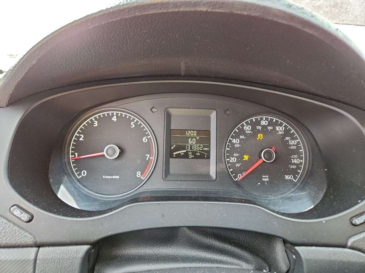 2014 VOLKSWAGEN JETTA BASE photo 25