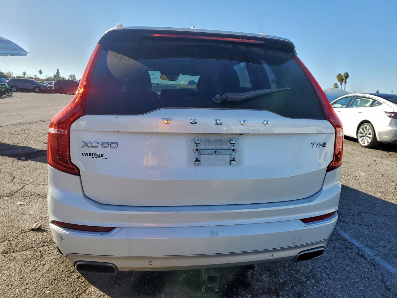 2017 VOLVO XC90 T6 photo 16
