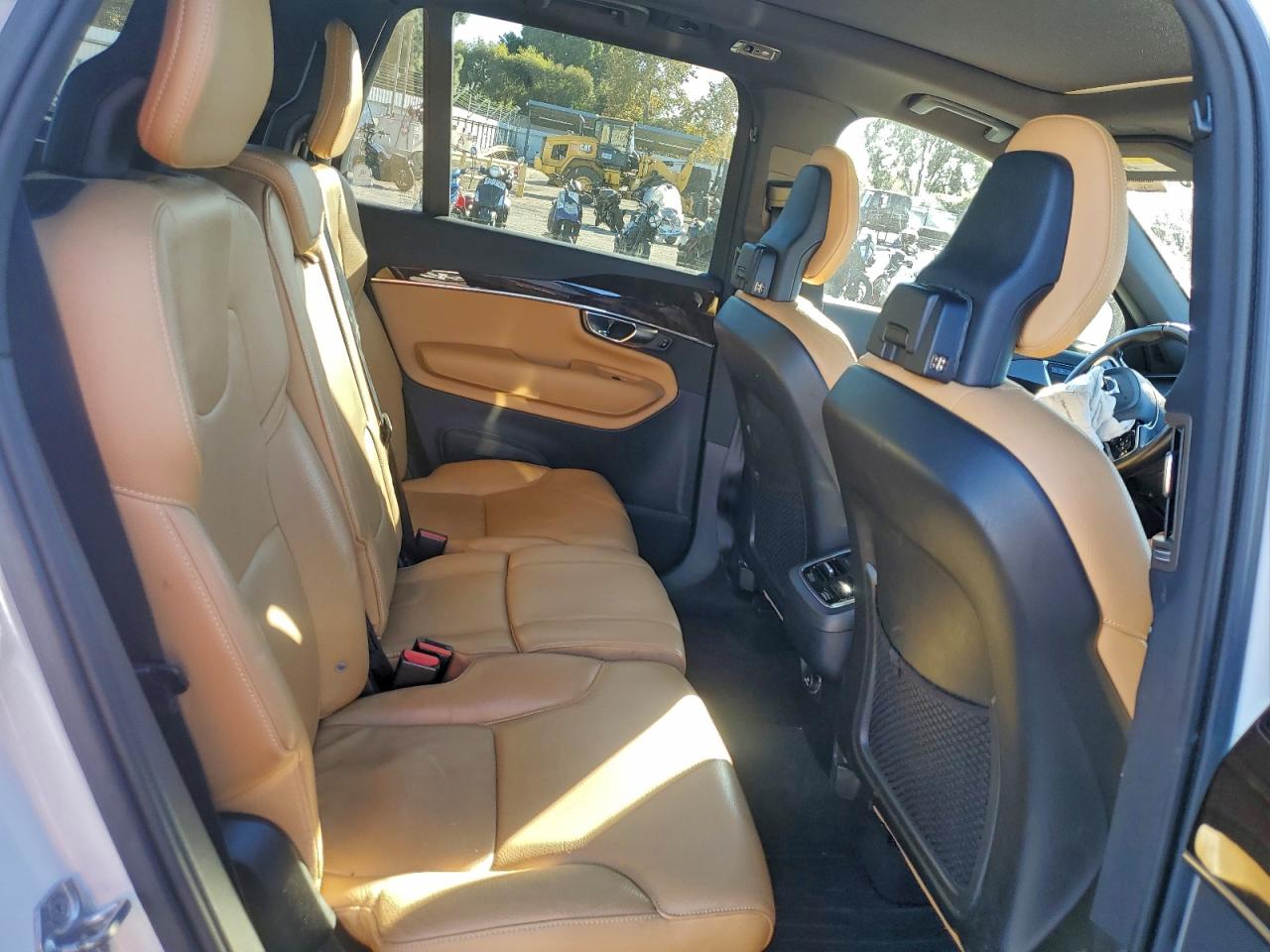 2017 VOLVO XC90 T6 photo 31