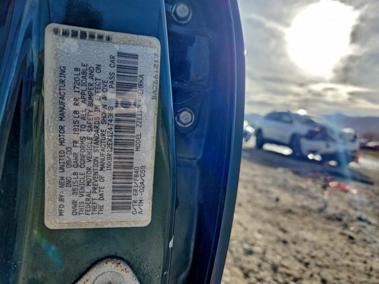 2001 TOYOTA COROLLA CE photo 12