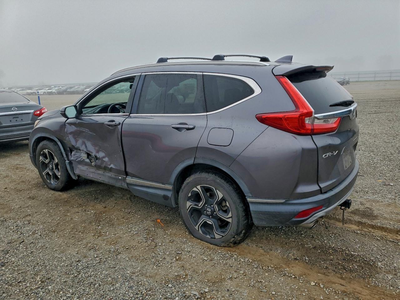 2017 HONDA CR-V TOURING photo 2