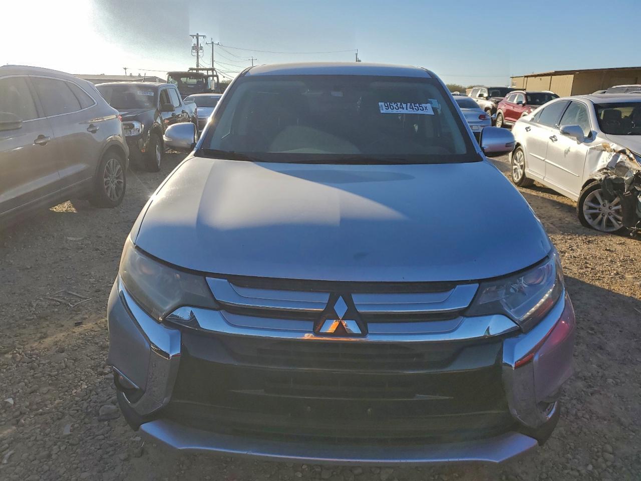 2016 MITSUBISHI OUTLANDER SE photo 5