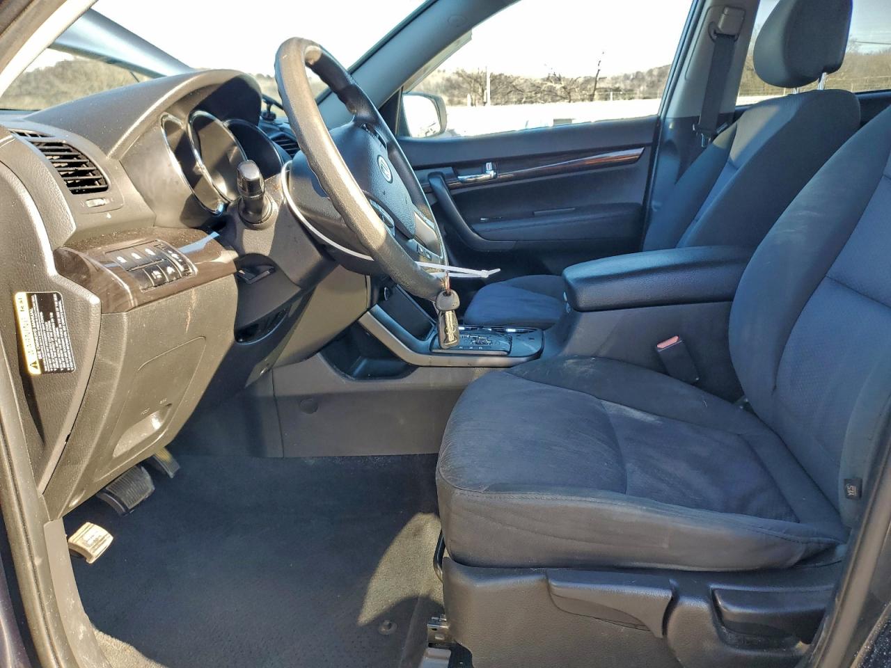 2012 KIA SORENTO BASE photo 7