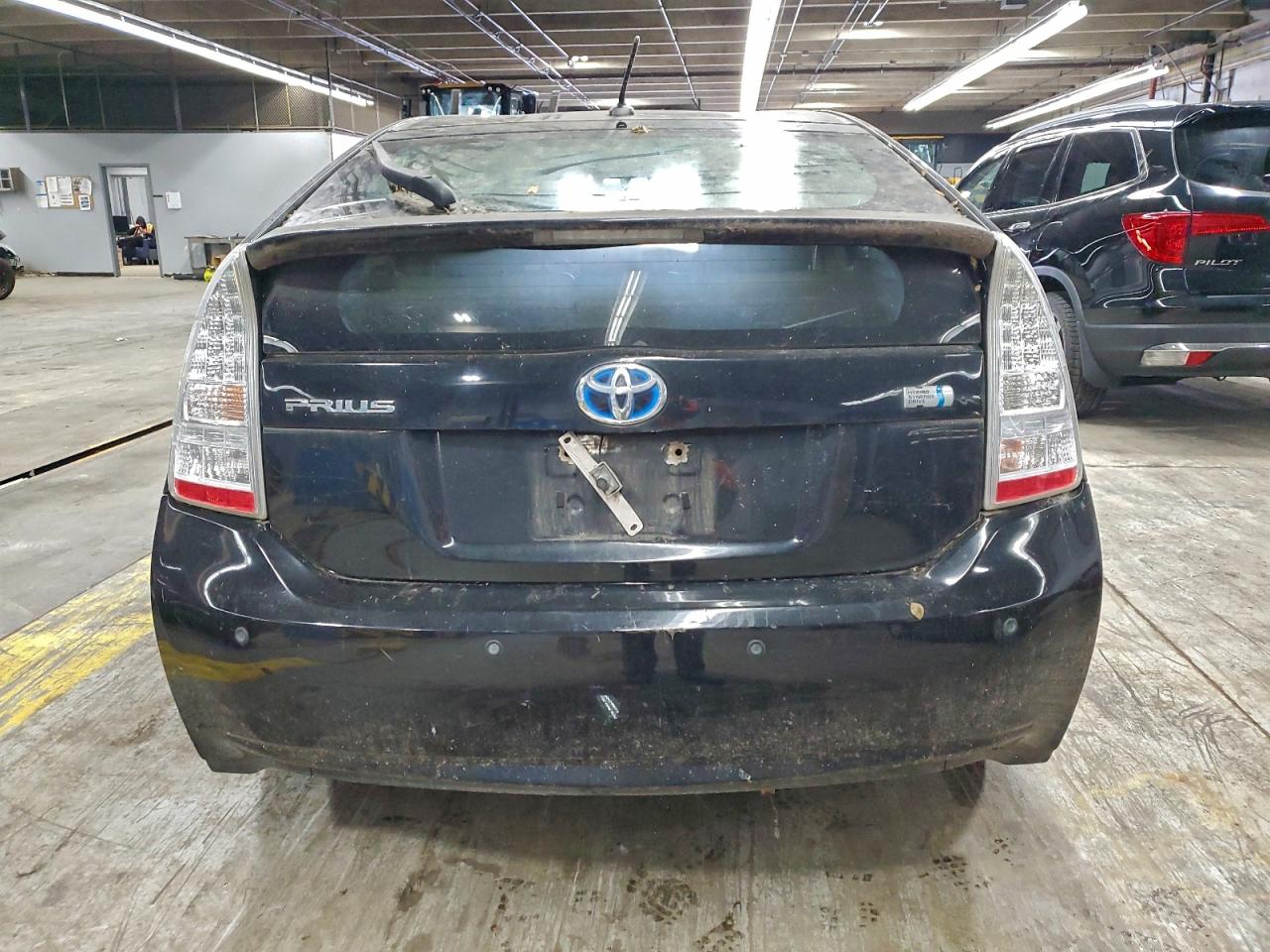 2011 TOYOTA PRIUS photo 11