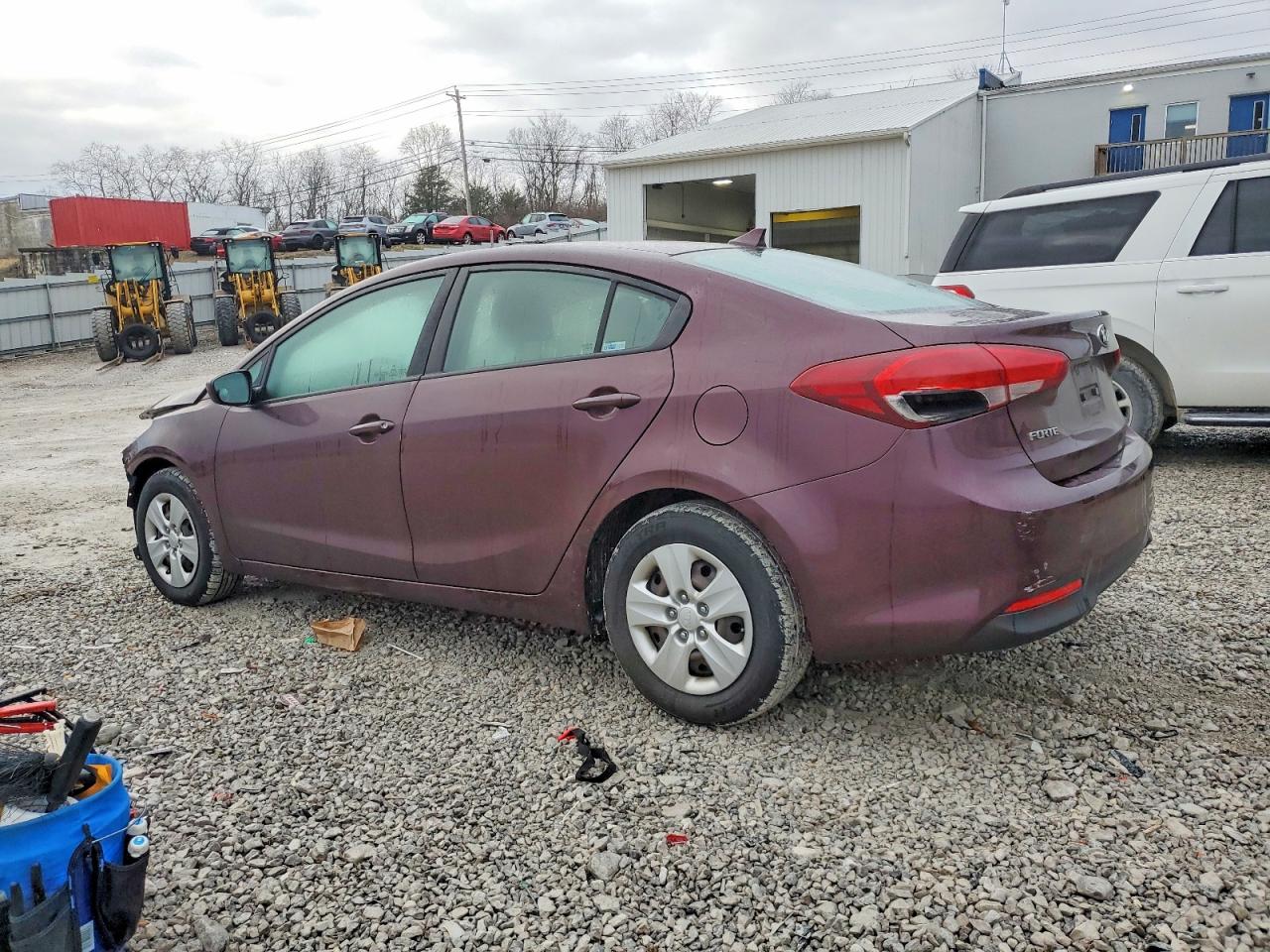 2017 KIA FORTE LX photo 2