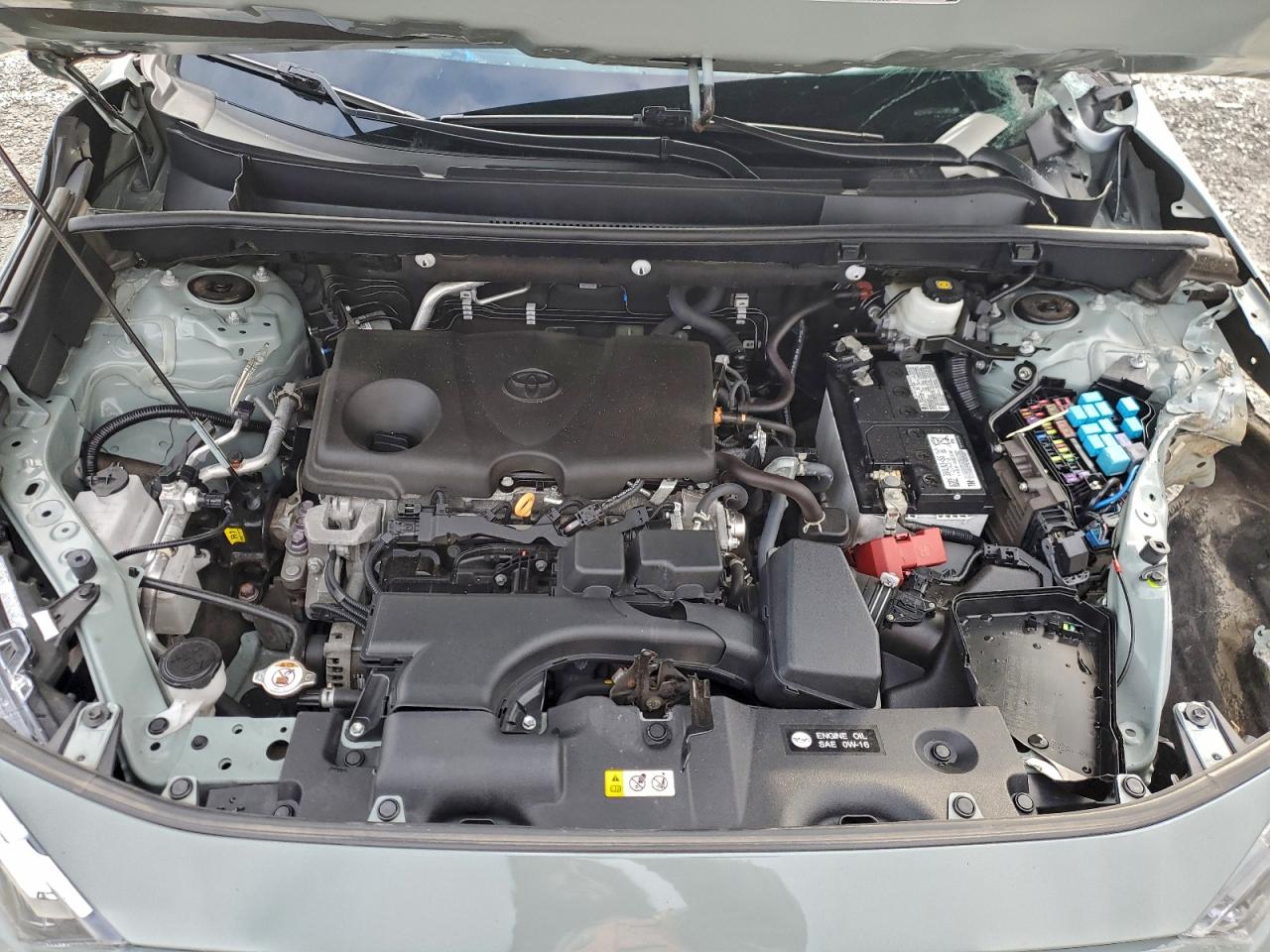 2022 TOYOTA RAV4 XLE photo 12