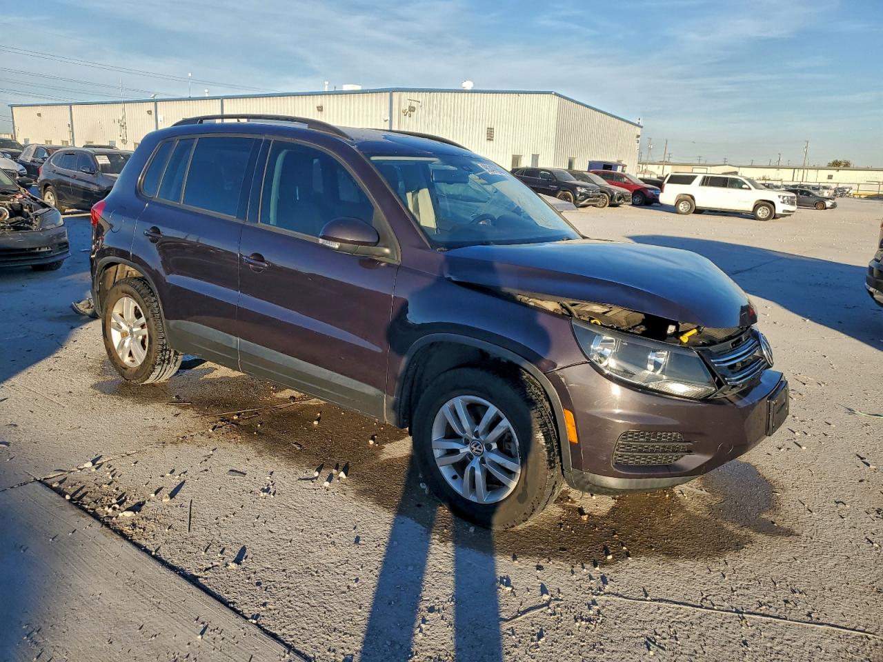 2016 VOLKSWAGEN TIGUAN S photo 4
