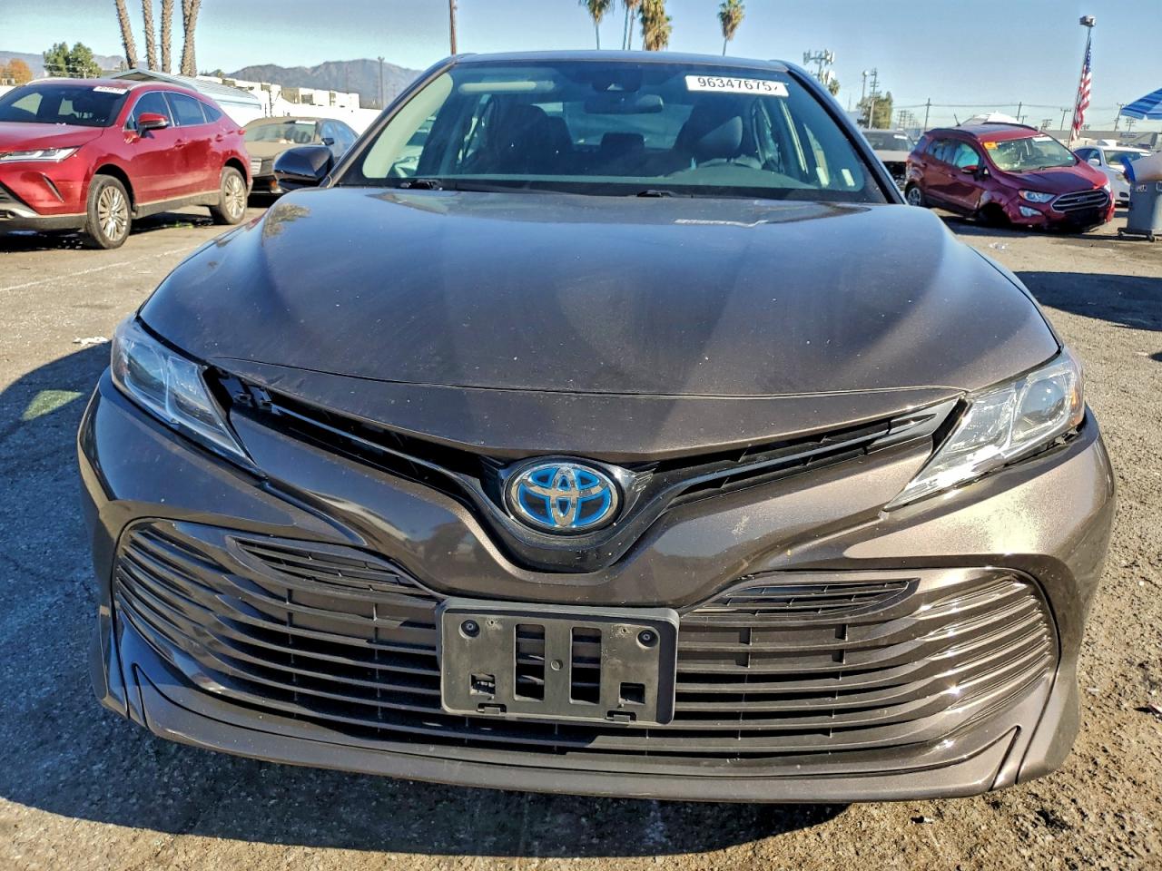 2019 TOYOTA CAMRY LE photo 5