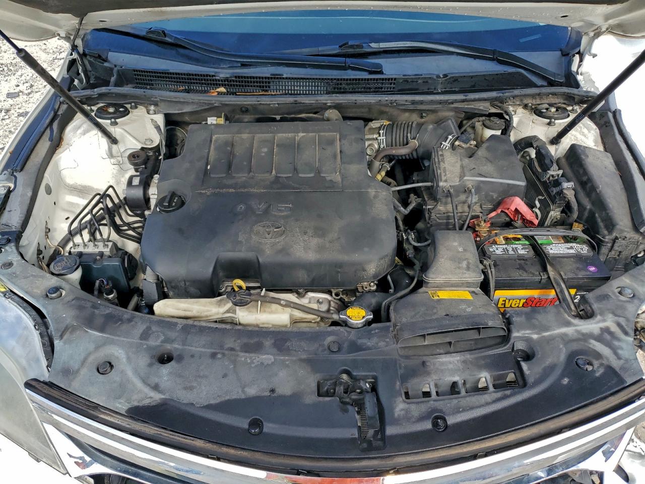 2013 TOYOTA AVALON BASE photo 11