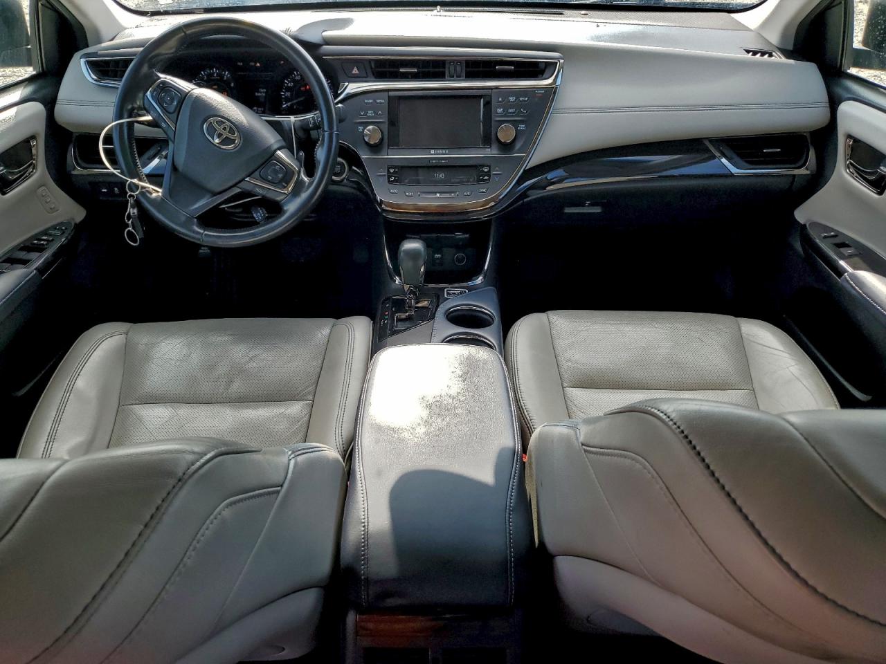 2013 TOYOTA AVALON BASE photo 8