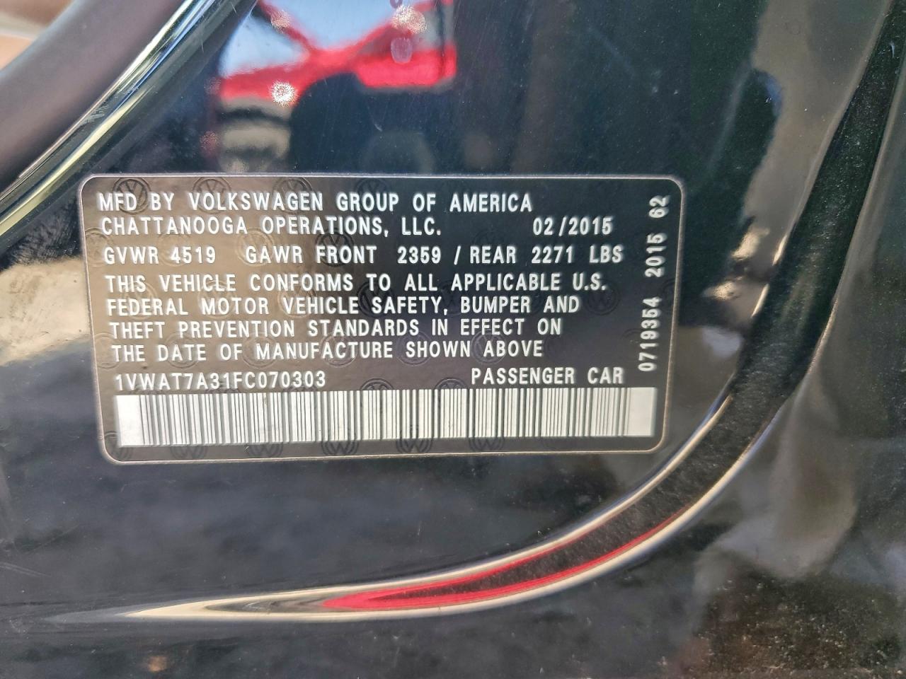 2015 VOLKSWAGEN PASSAT S photo 12