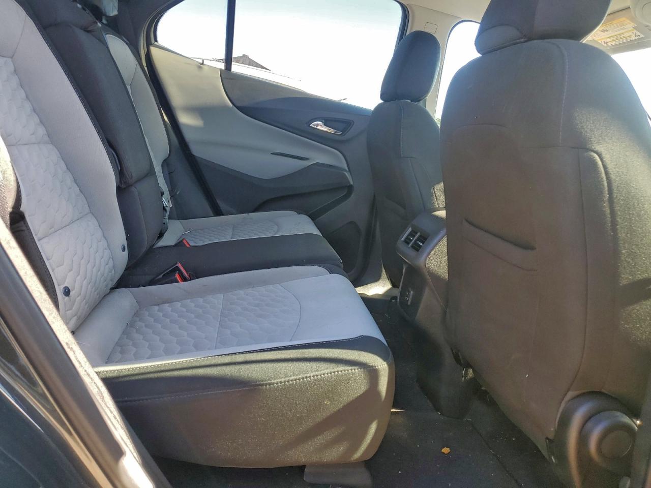 2019 CHEVROLET EQUINOX LS photo 11