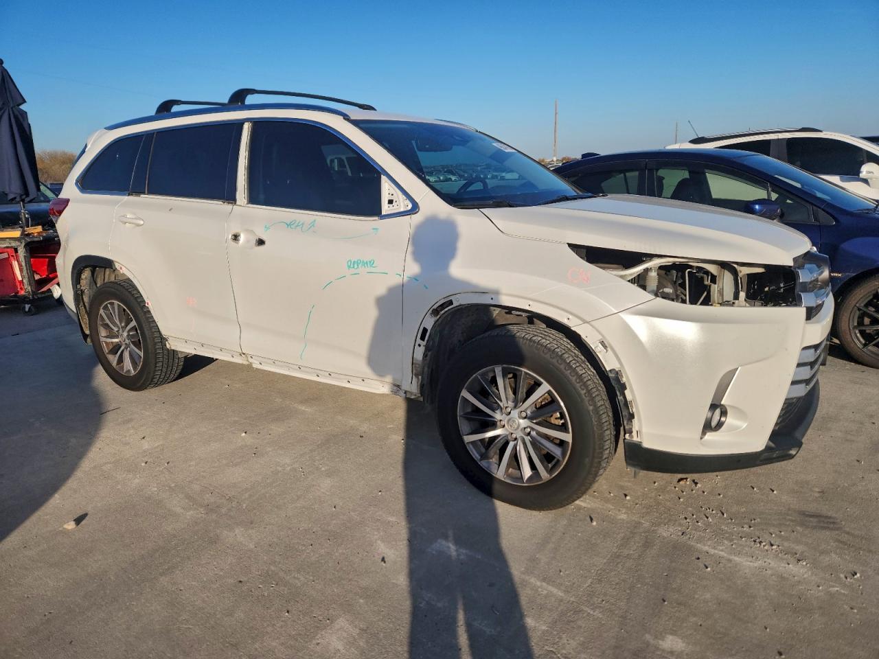 2018 TOYOTA HIGHLANDER SE photo 7