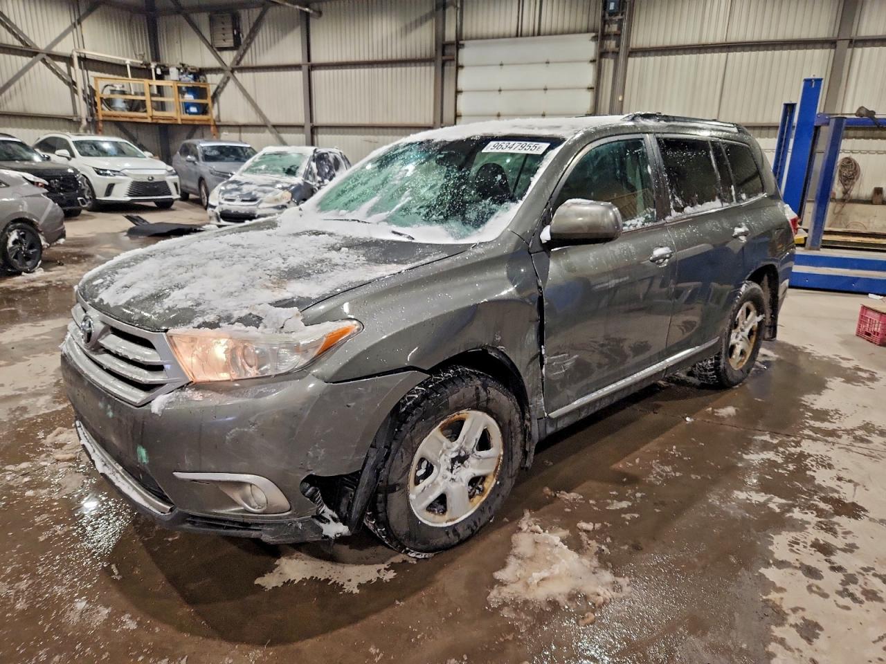 2012 TOYOTA HIGHLANDER