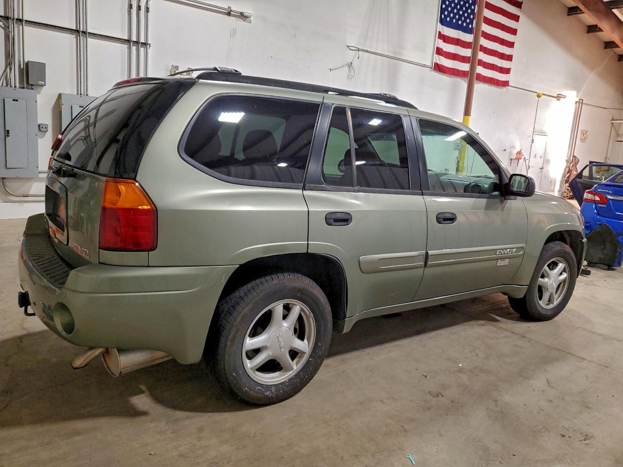 2004 GMC ENVOY photo 5