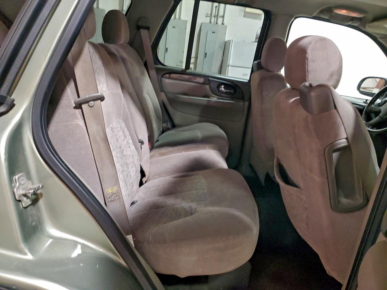 2004 GMC ENVOY photo 21