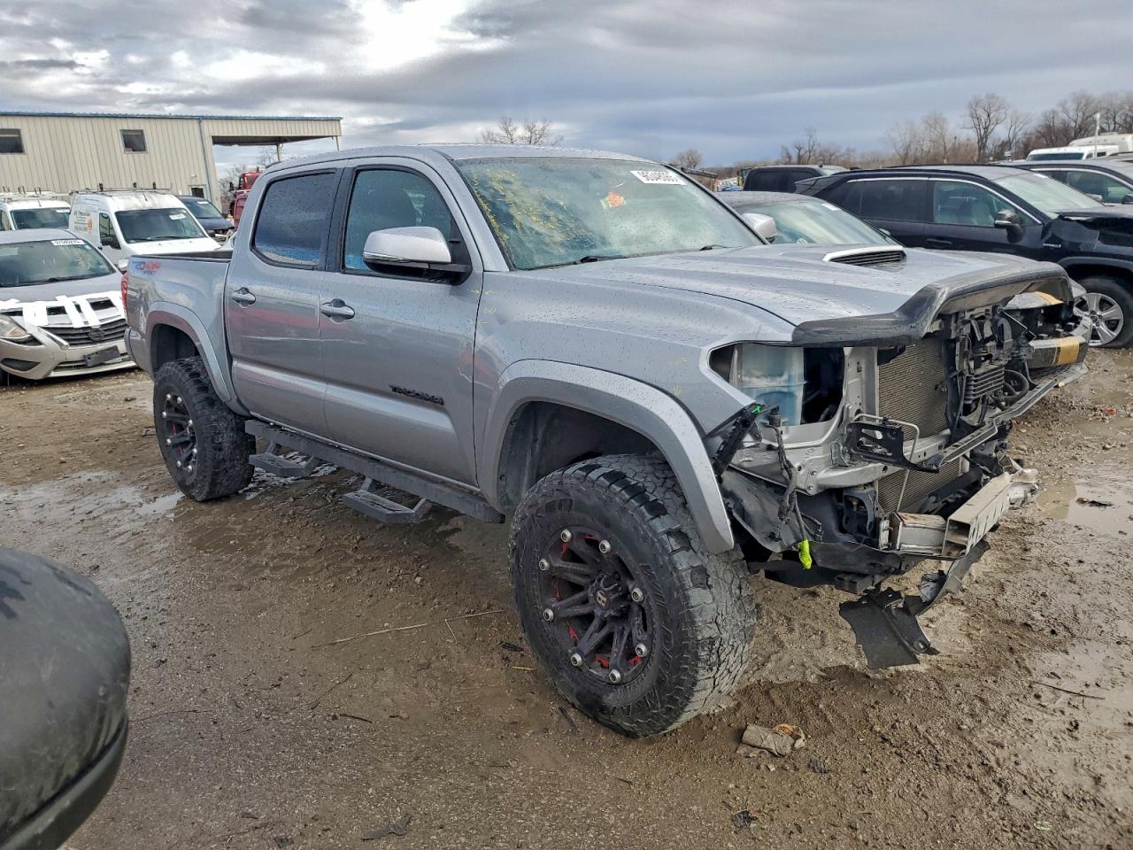 2017 TOYOTA TACOMA DOUBLE CAB photo 7