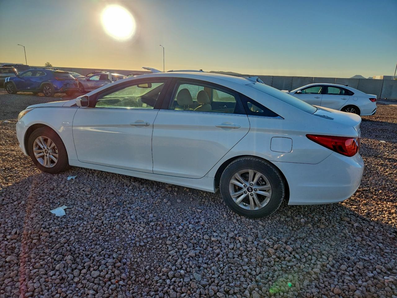 2013 HYUNDAI SONATA GLS photo 2