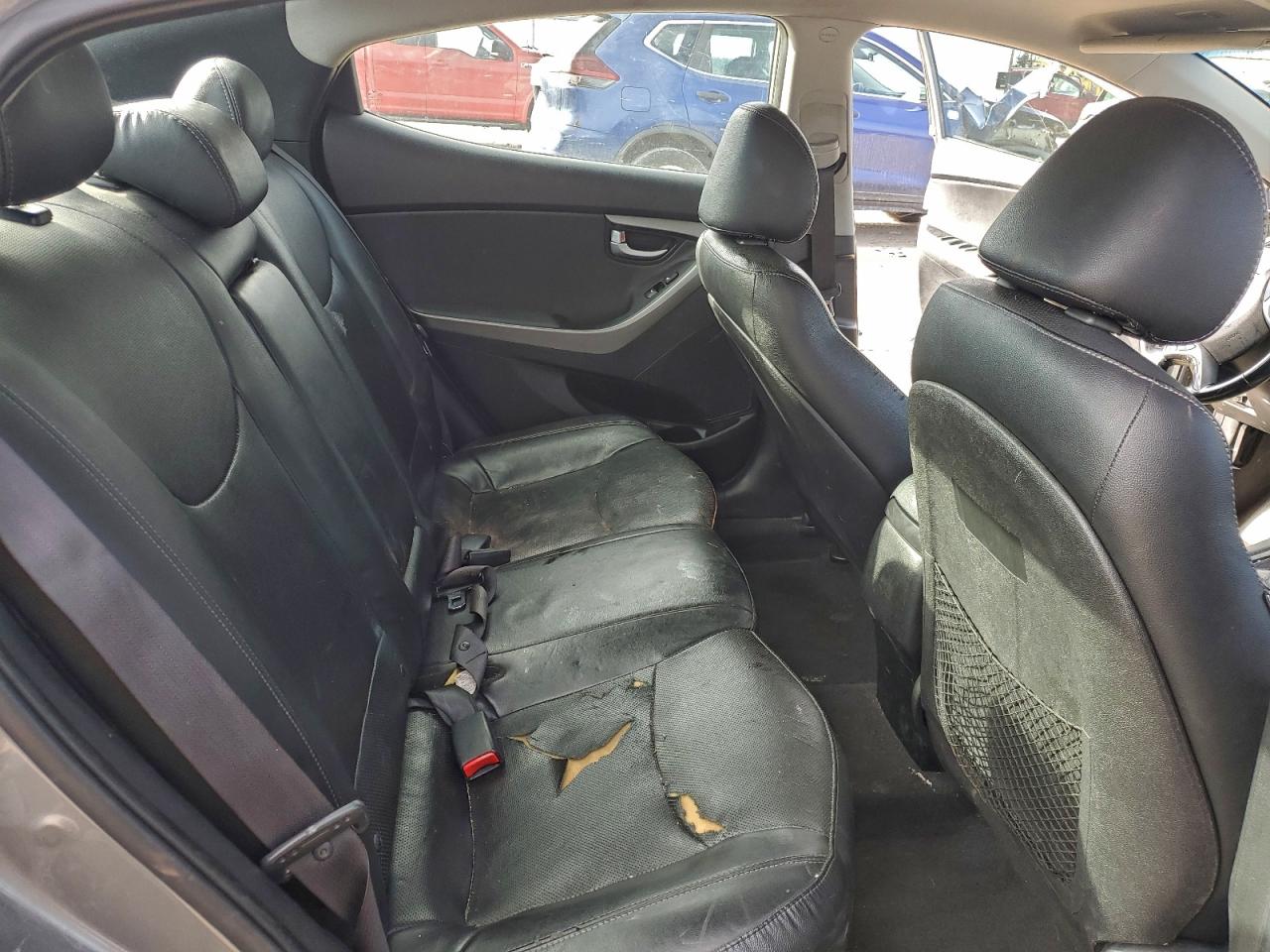 2014 HYUNDAI ELANTRA SE photo 19
