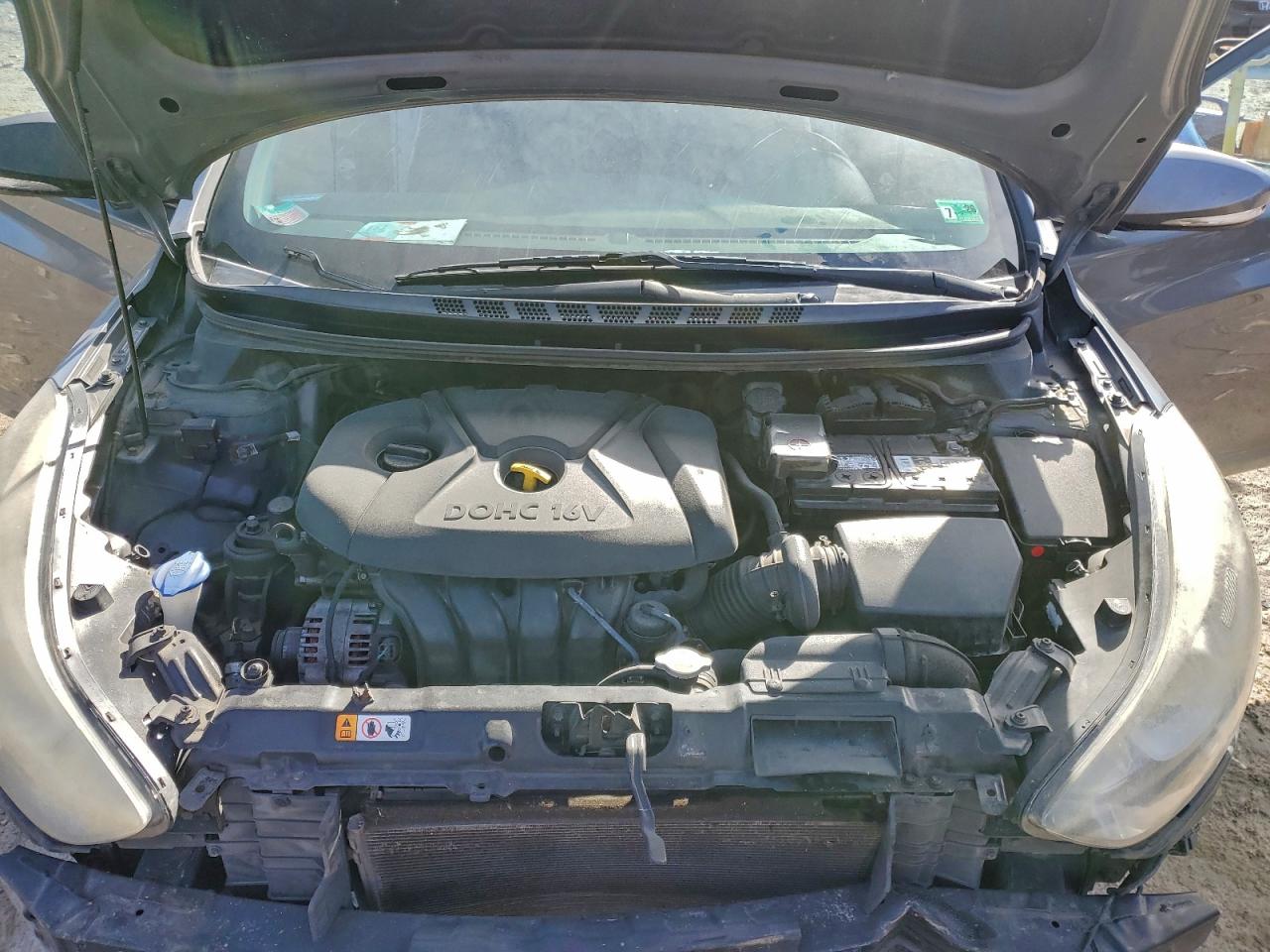 2014 HYUNDAI ELANTRA SE photo 21