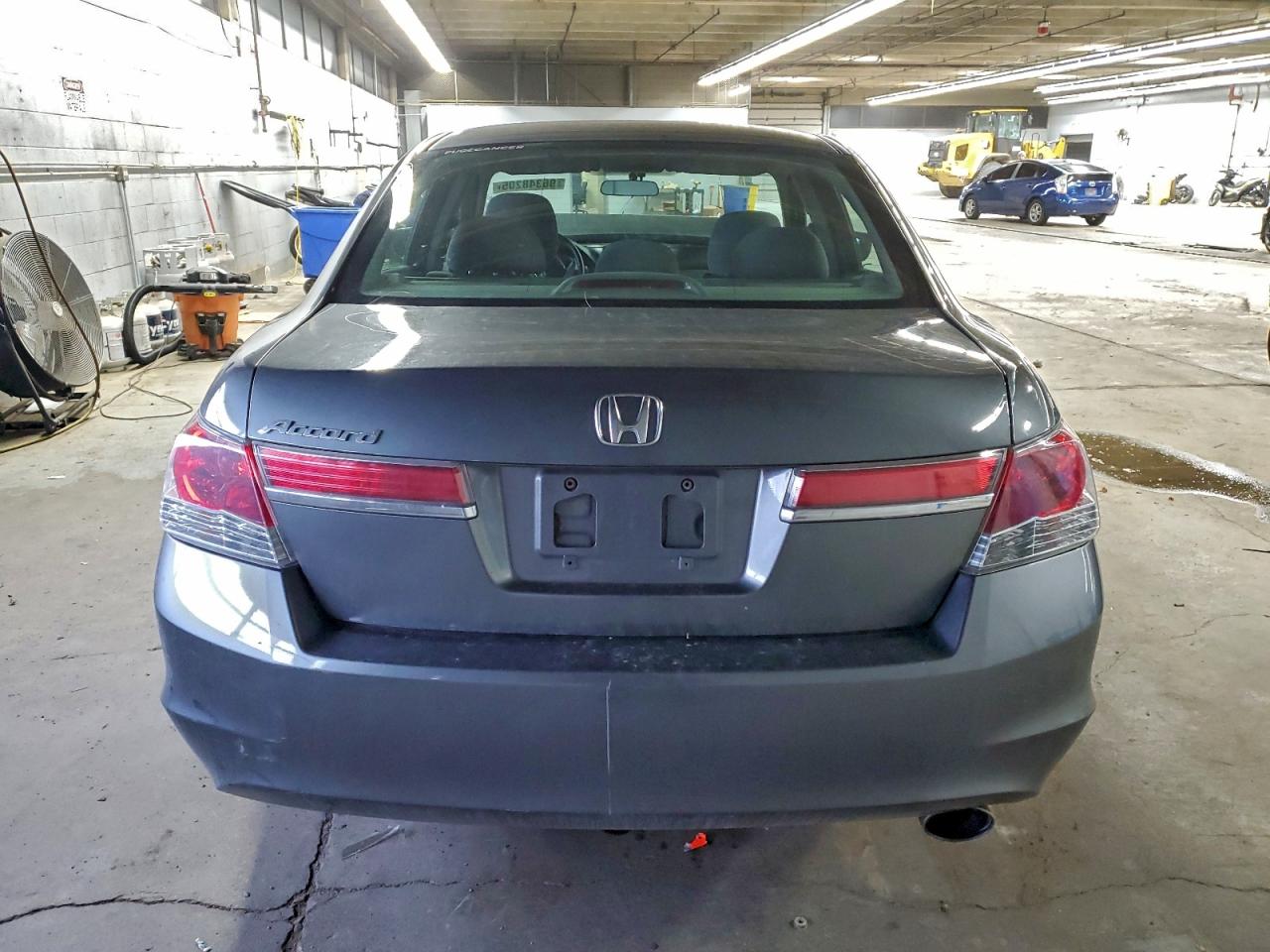 2012 HONDA ACCORD LX photo 6