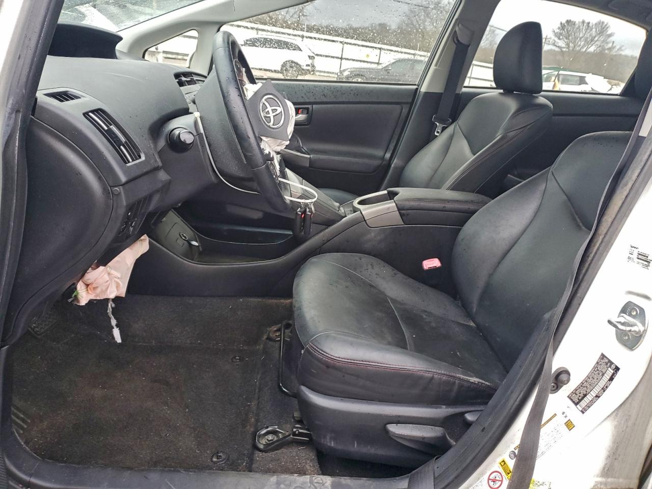 2013 TOYOTA PRIUS PERSONA SERIES SE photo 13