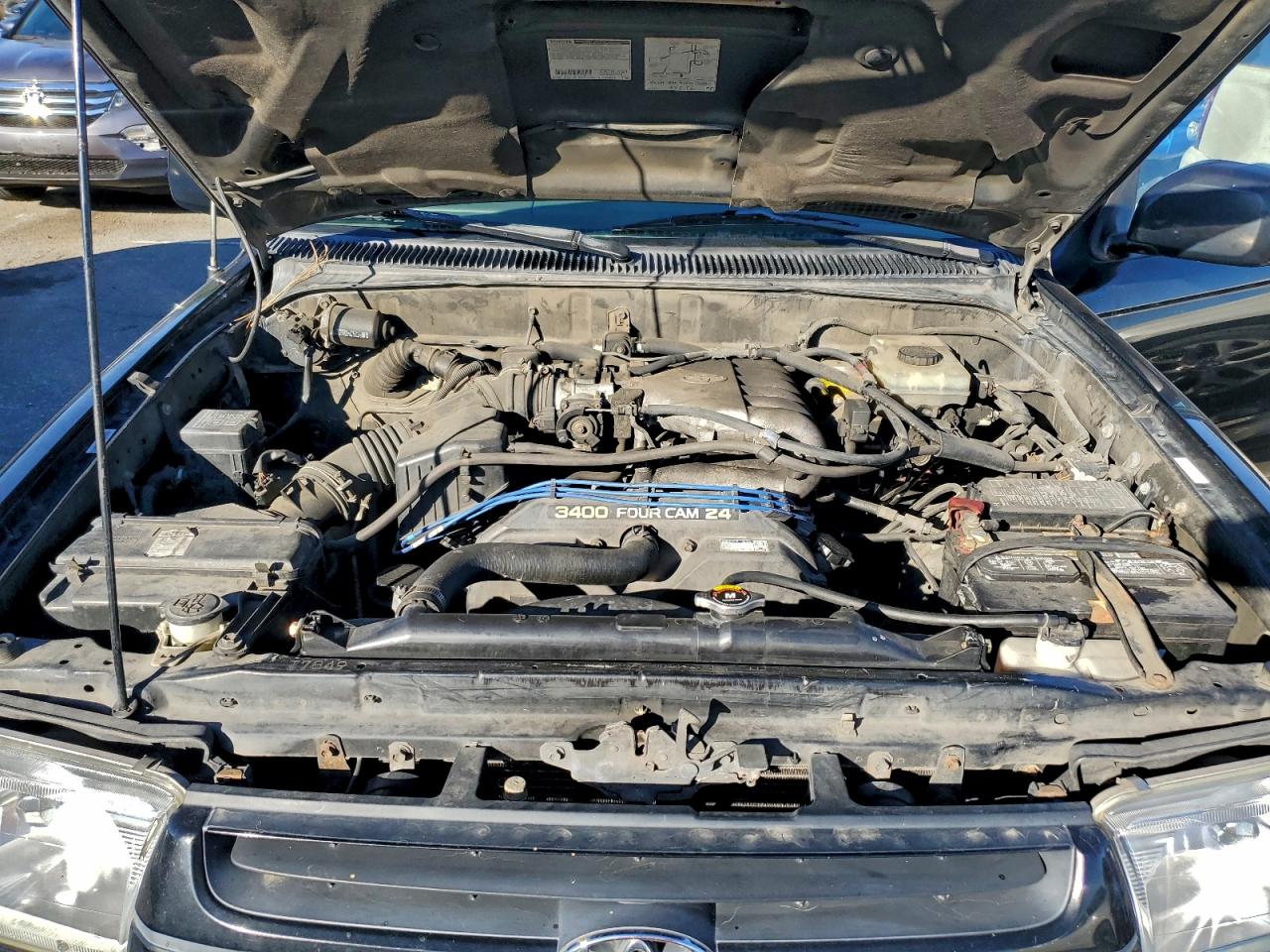 2002 TOYOTA 4RUNNER SR5 photo 12