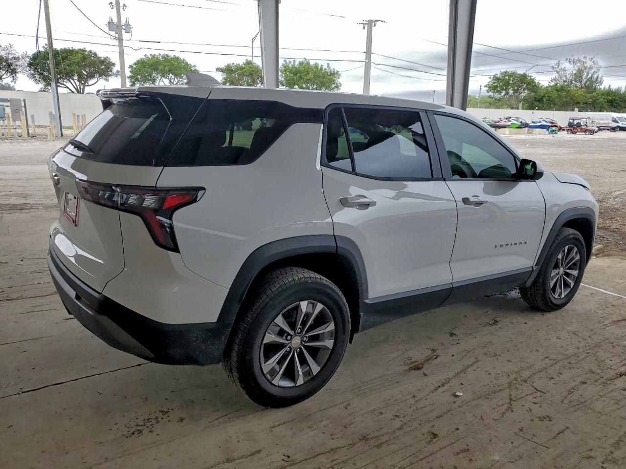 2026 CHEVROLET EQUINOX LT photo 3