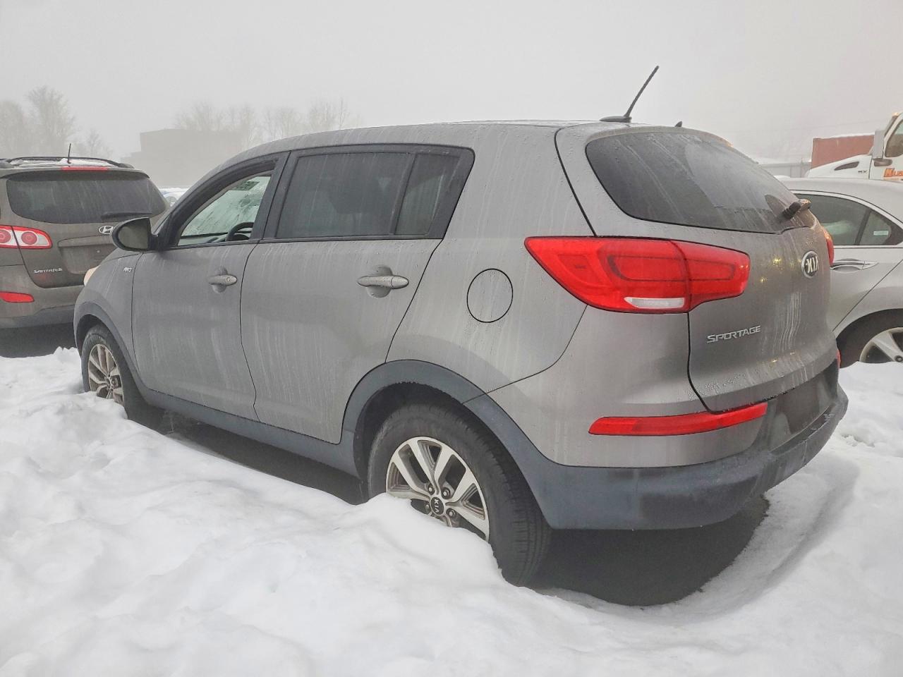 2016 KIA SPORTAGE LX photo 2