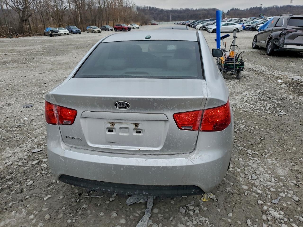 2010 KIA FORTE EX photo 6