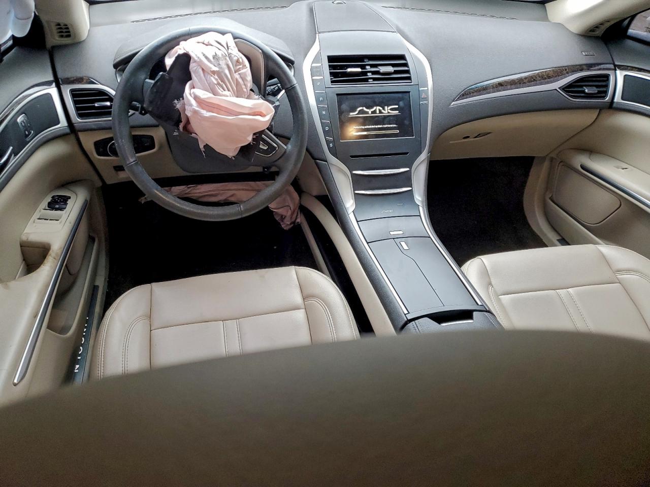 2016 LINCOLN MKZ photo 22