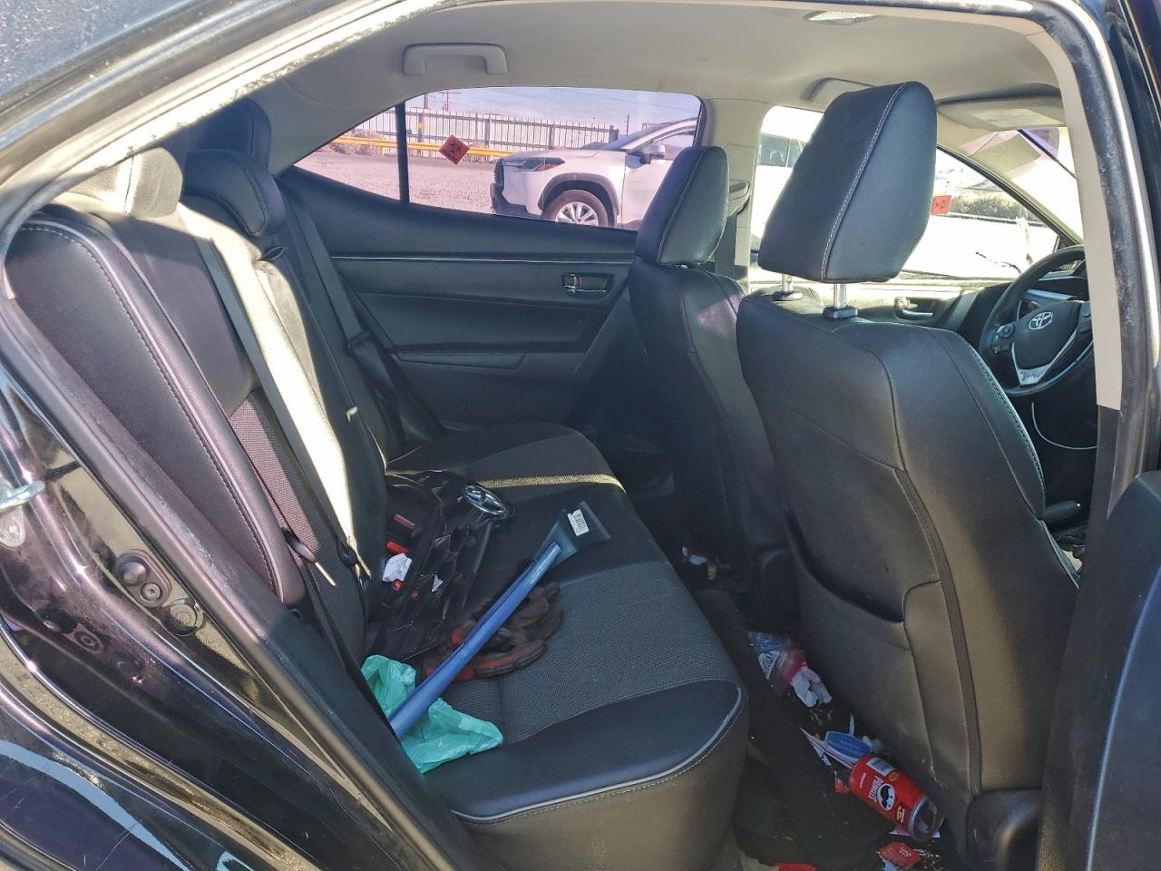 2016 TOYOTA COROLLA L photo 10