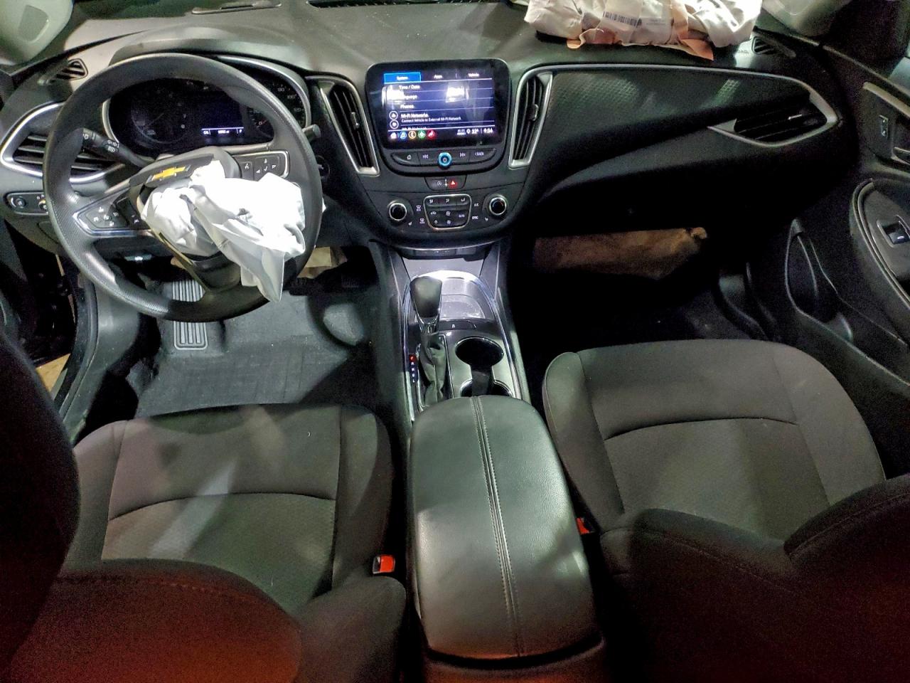2023 CHEVROLET MALIBU LT photo 8