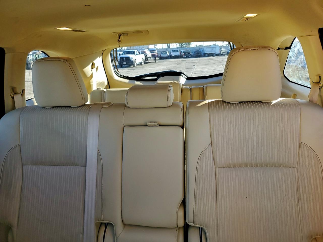 2014 TOYOTA HIGHLANDER LE photo 10