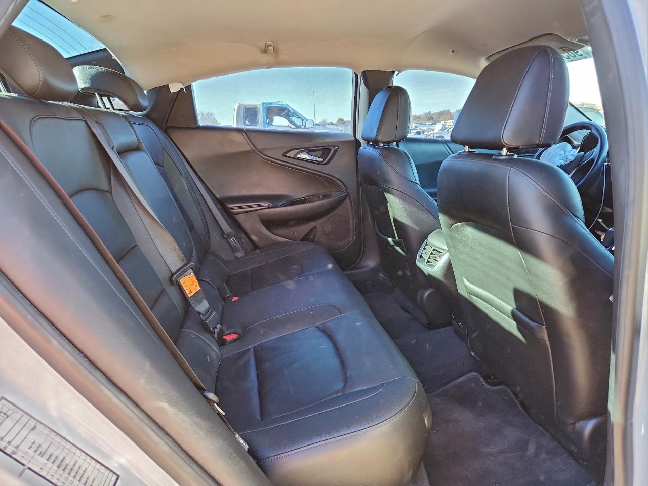 2017 CHEVROLET MALIBU LT photo 10