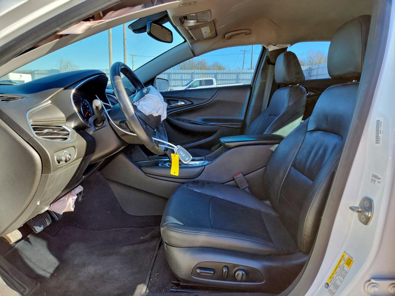 2017 CHEVROLET MALIBU LT photo 7