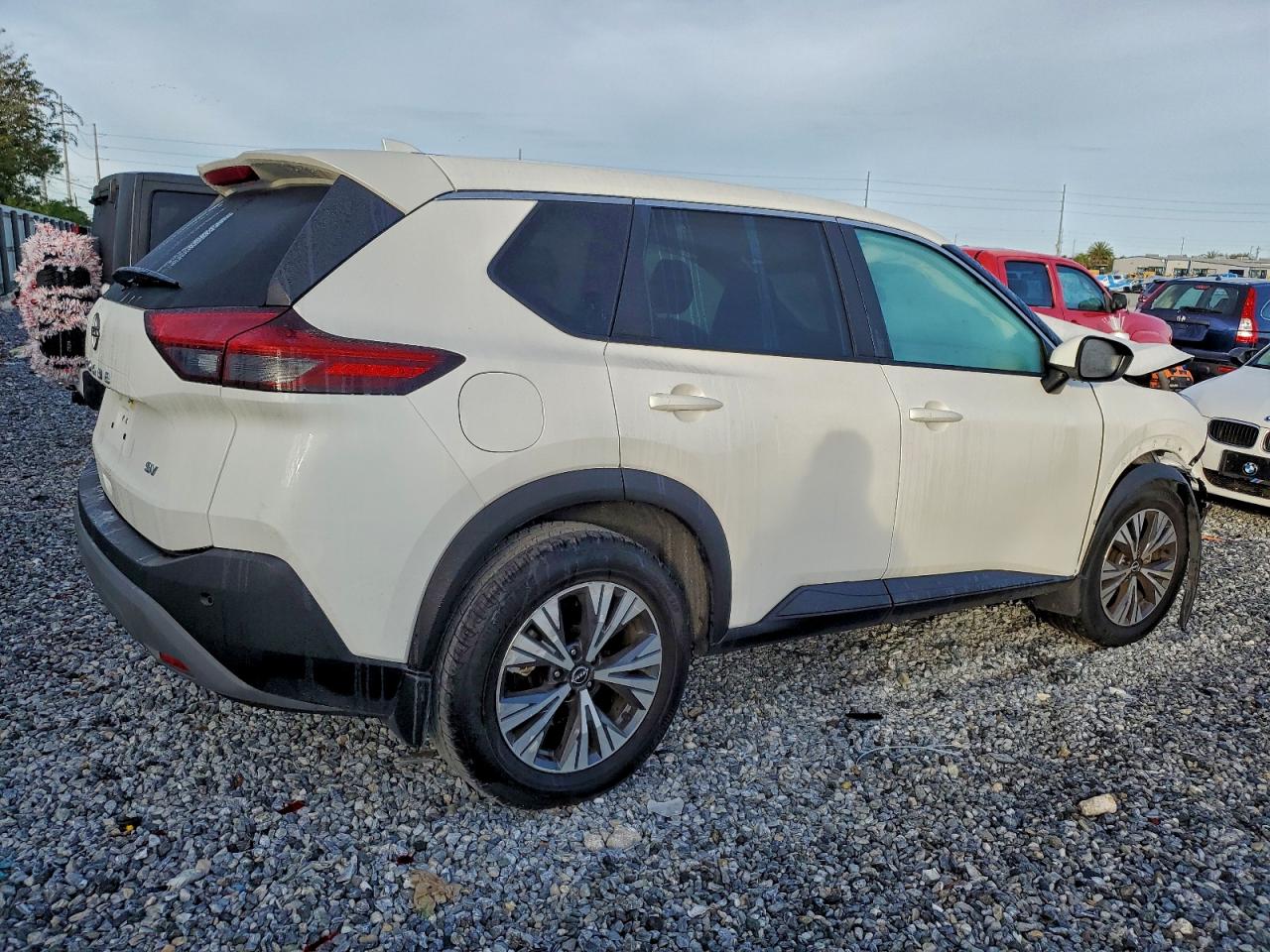 2023 NISSAN ROGUE SV photo 5