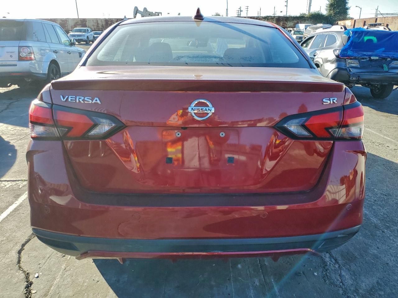 2020 NISSAN VERSA SR photo 6