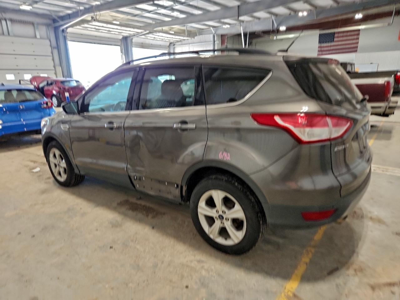 2014 FORD ESCAPE SE photo 2