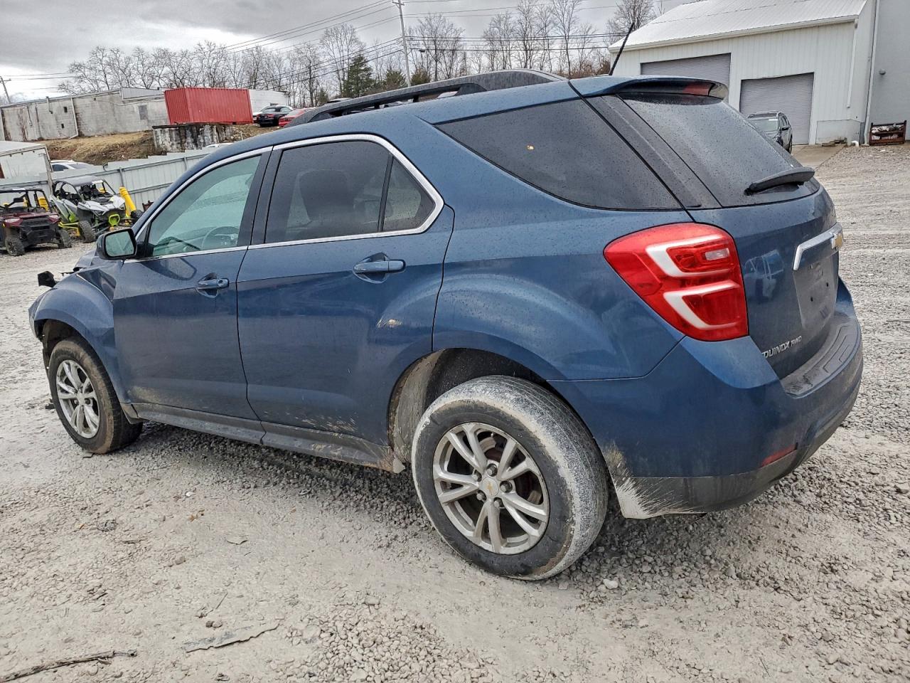 2017 CHEVROLET EQUINOX LT photo 2