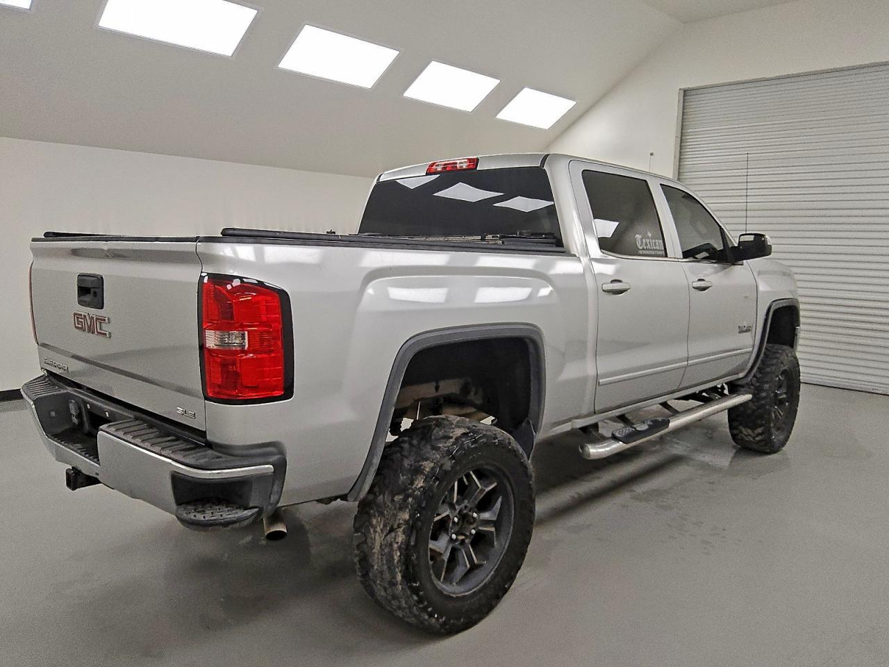 2015 GMC SIERRA C1500 SLE photo 5