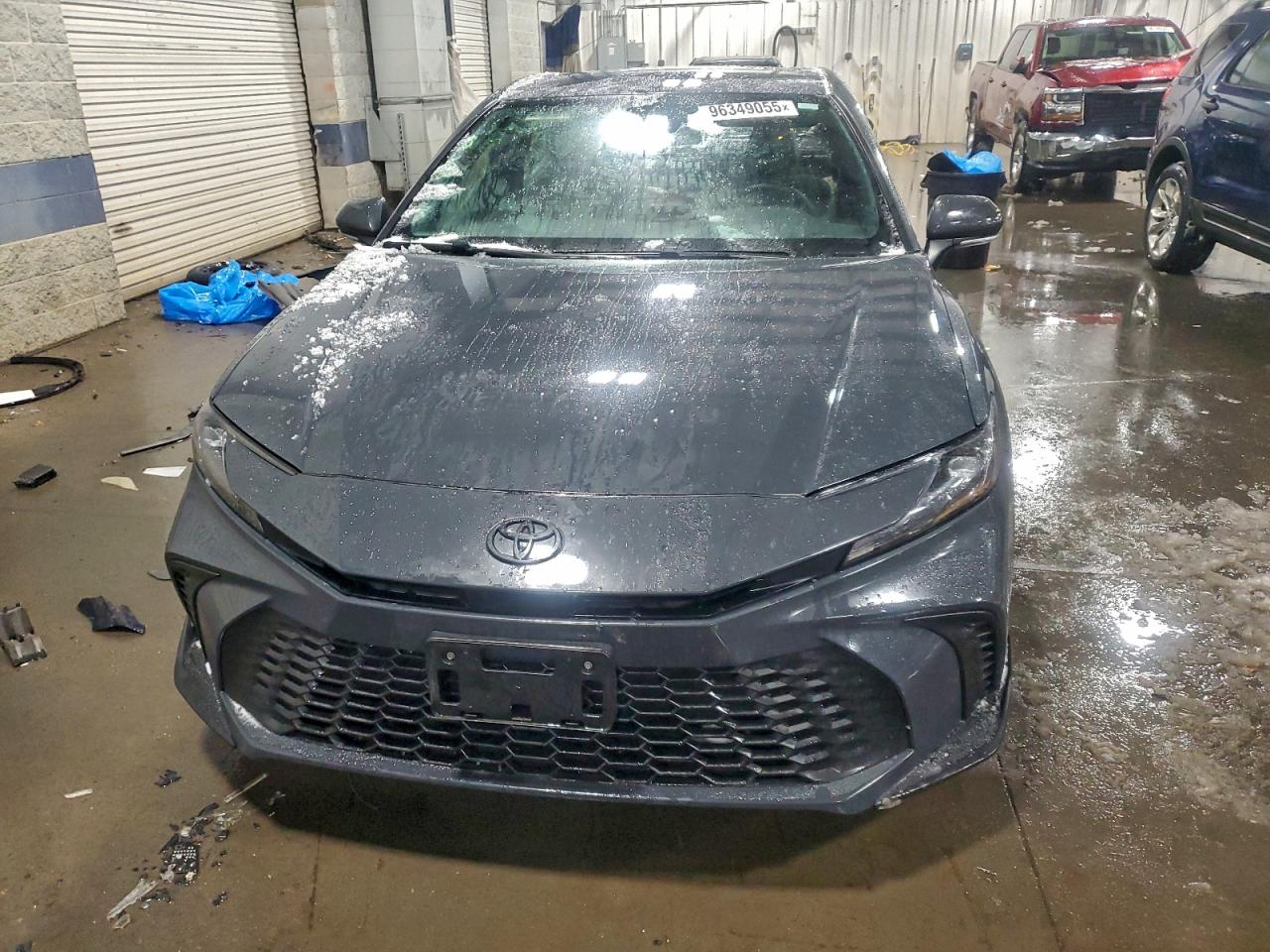 2025 TOYOTA CAMRY XSE photo 9