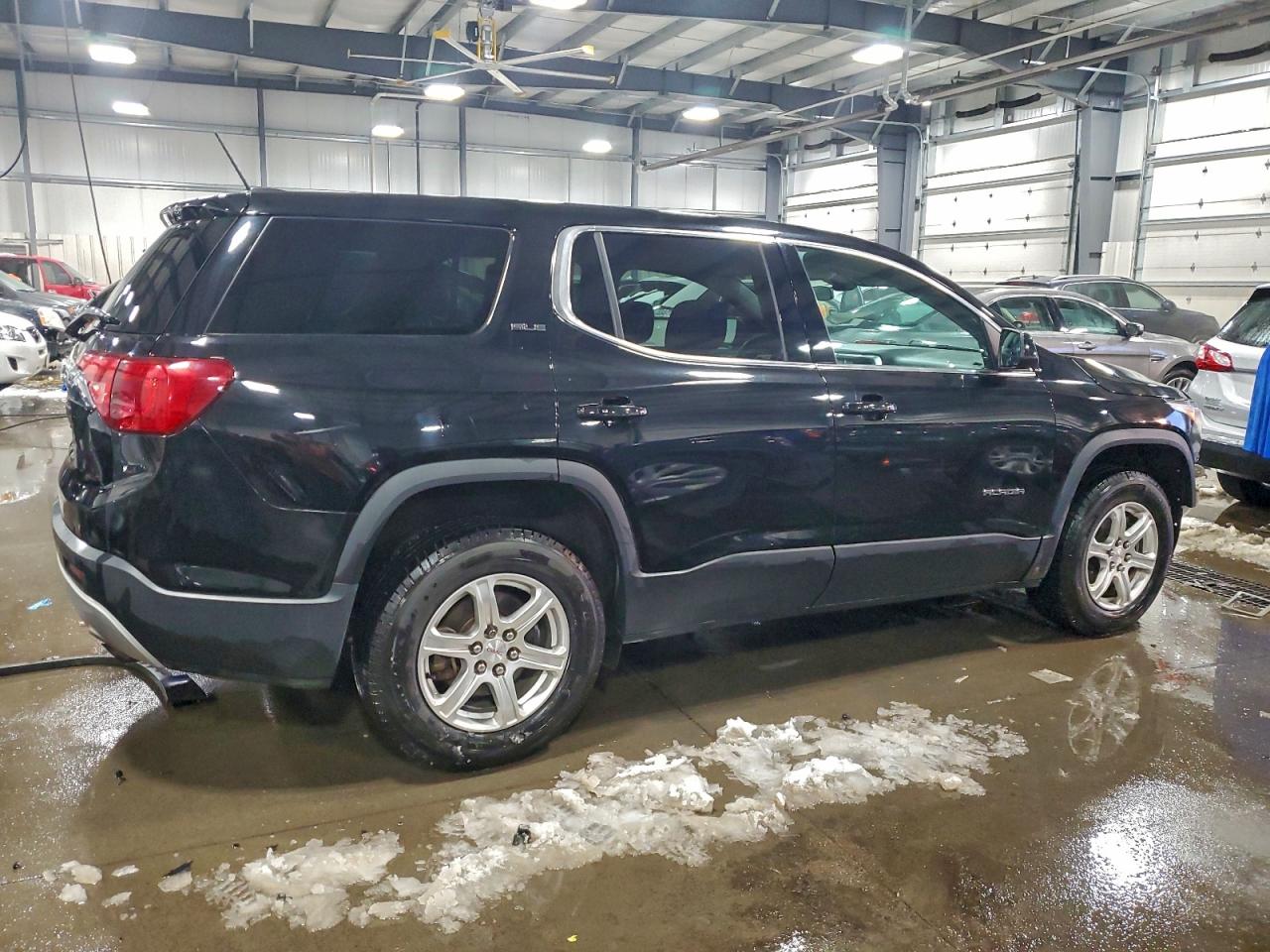 2017 GMC ACADIA SLE photo 5