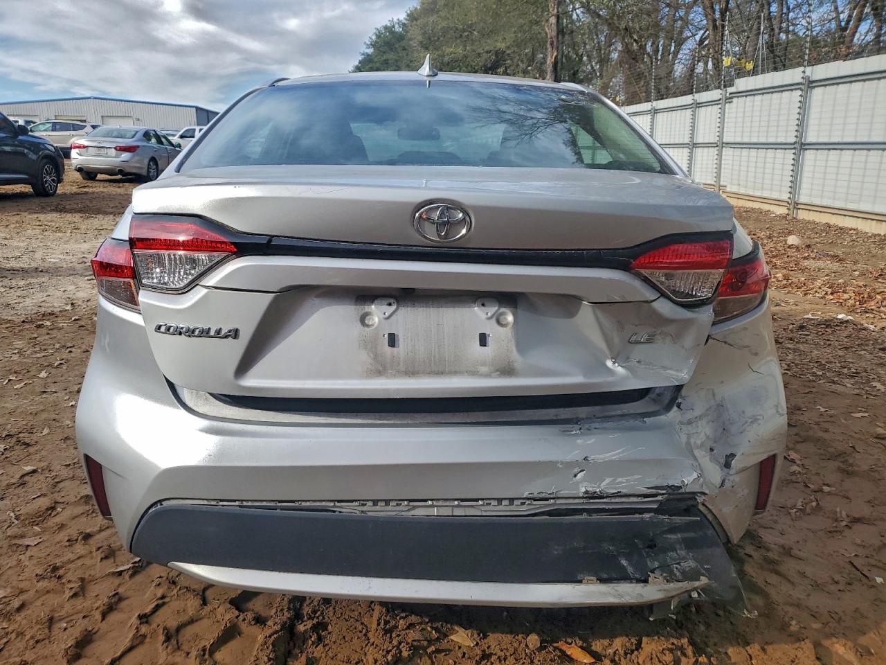 2021 TOYOTA COROLLA LE photo 11
