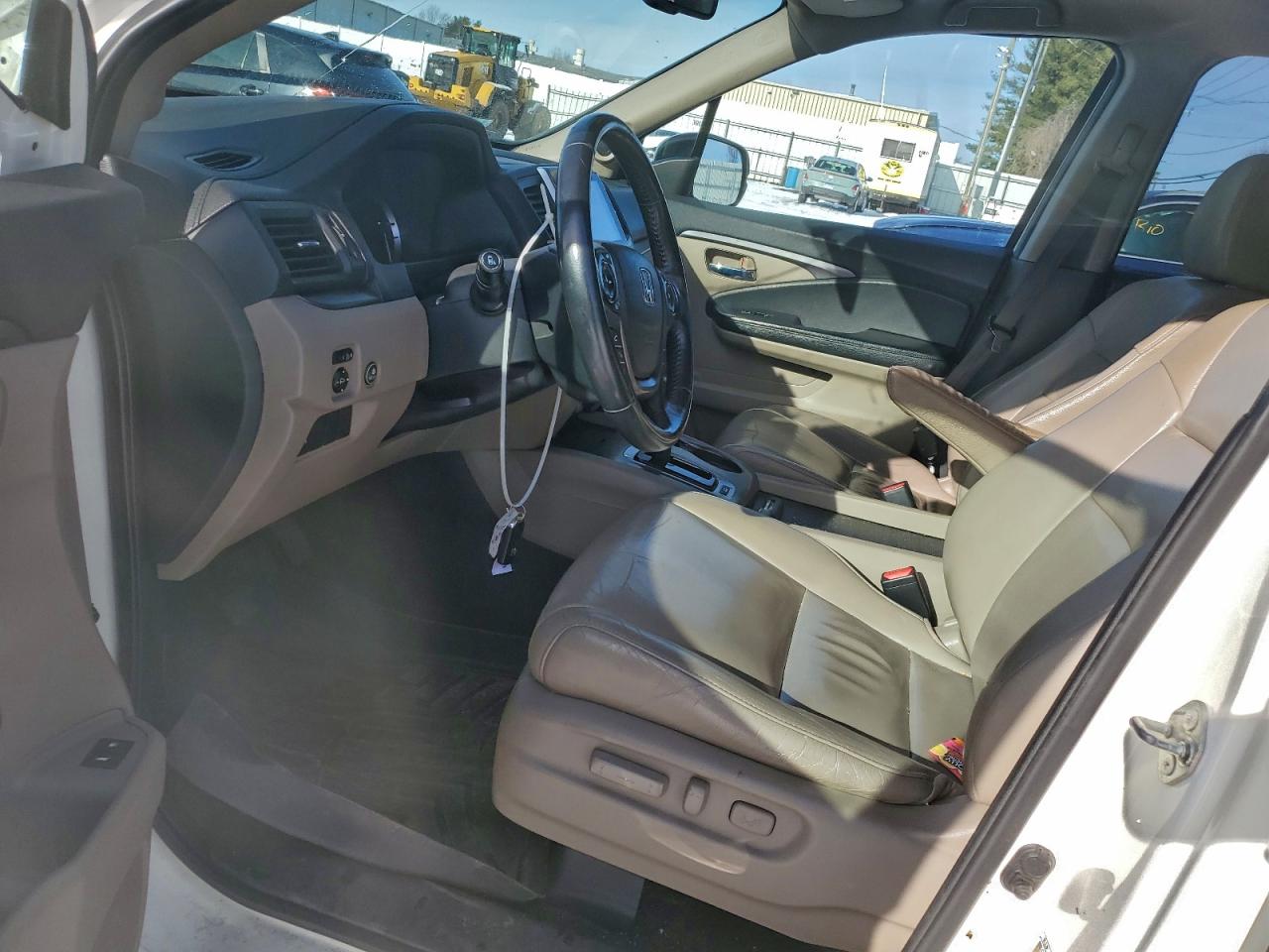 2016 HONDA PILOT EXL photo 13