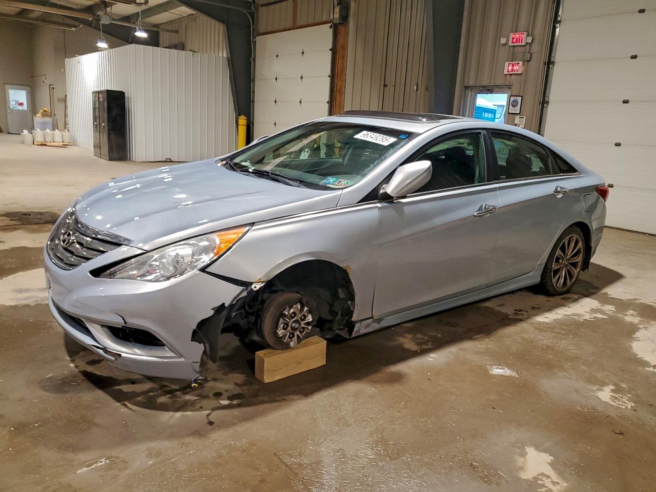 2013 HYUNDAI SONATA