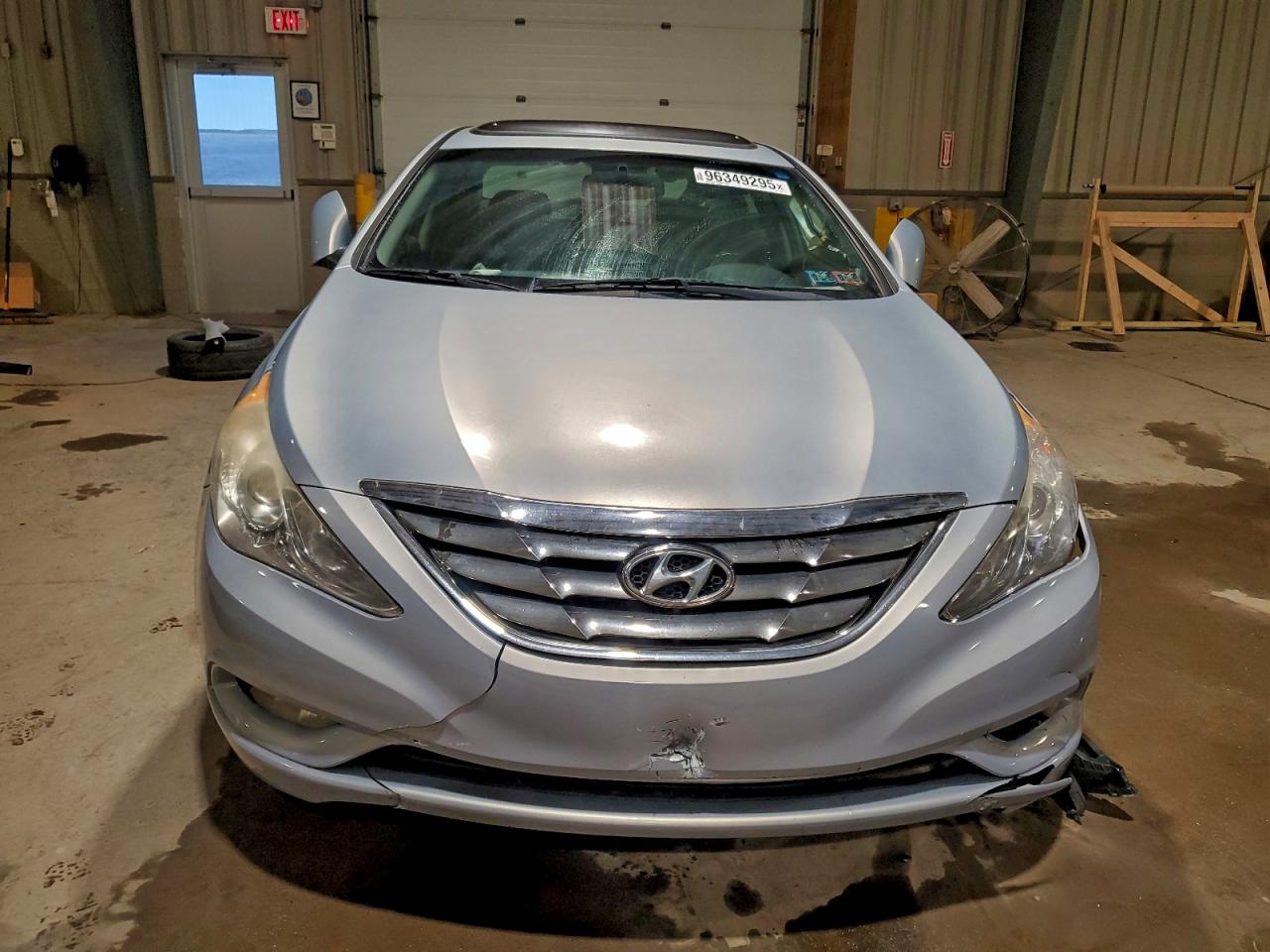 2013 HYUNDAI SONATA SE photo 5